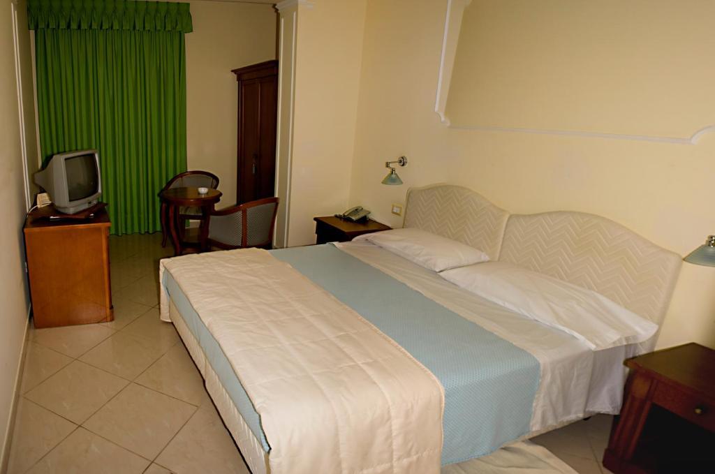 Hotel Marinella Pizzo  Chambre photo